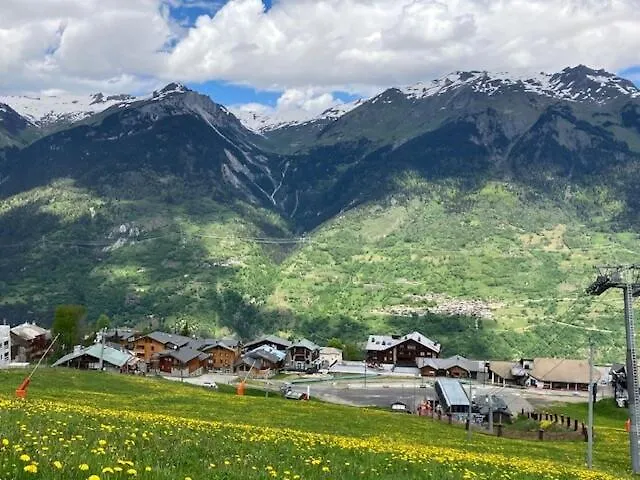 Montalbert - Appt 2 Pour 6 Pers - Parking