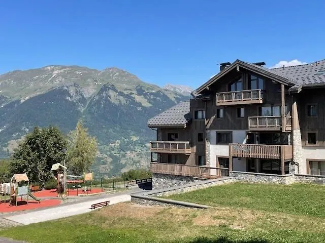 Montalbert - Appt 2 Pour 6 Pers - Parking Apartment *